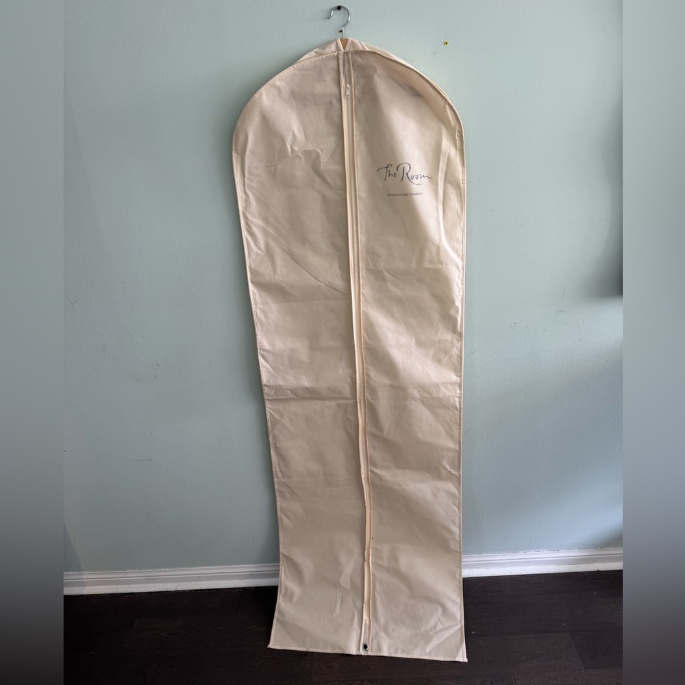 THE ROOM VINTAGE GARMENT BAG